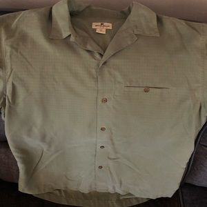 Woolrich men’s 100% silk dress shirt